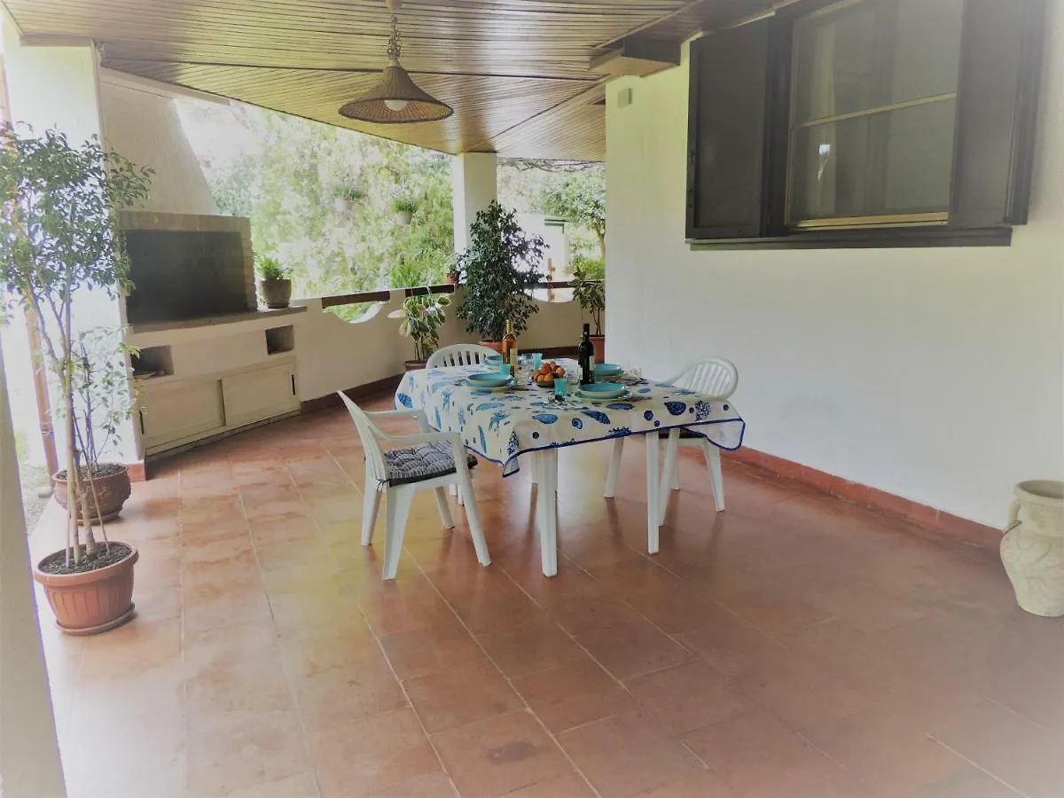 Villa Carmen Santa Margherita di Pula 0*,